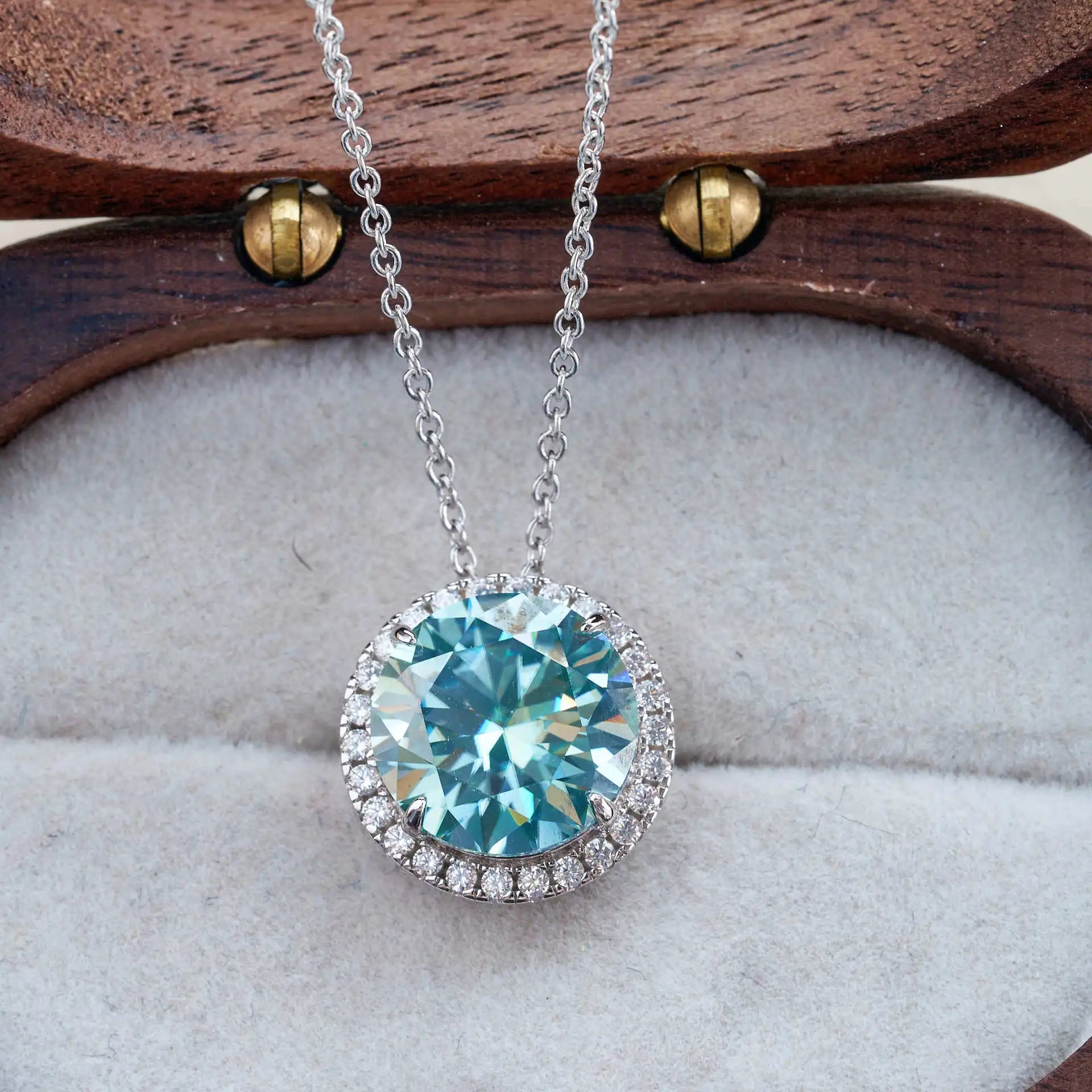 9ct Moissanite 925 Silver Ring, Earrings & Necklace Set